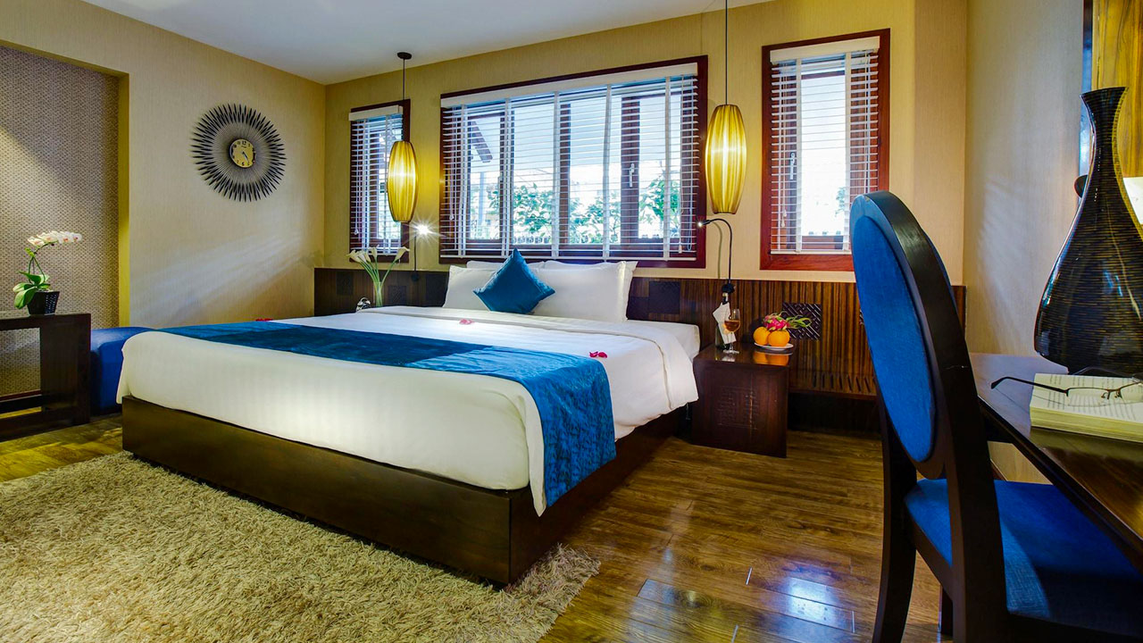 Phòng lưu trú Oriental Suites Hotel & Spa