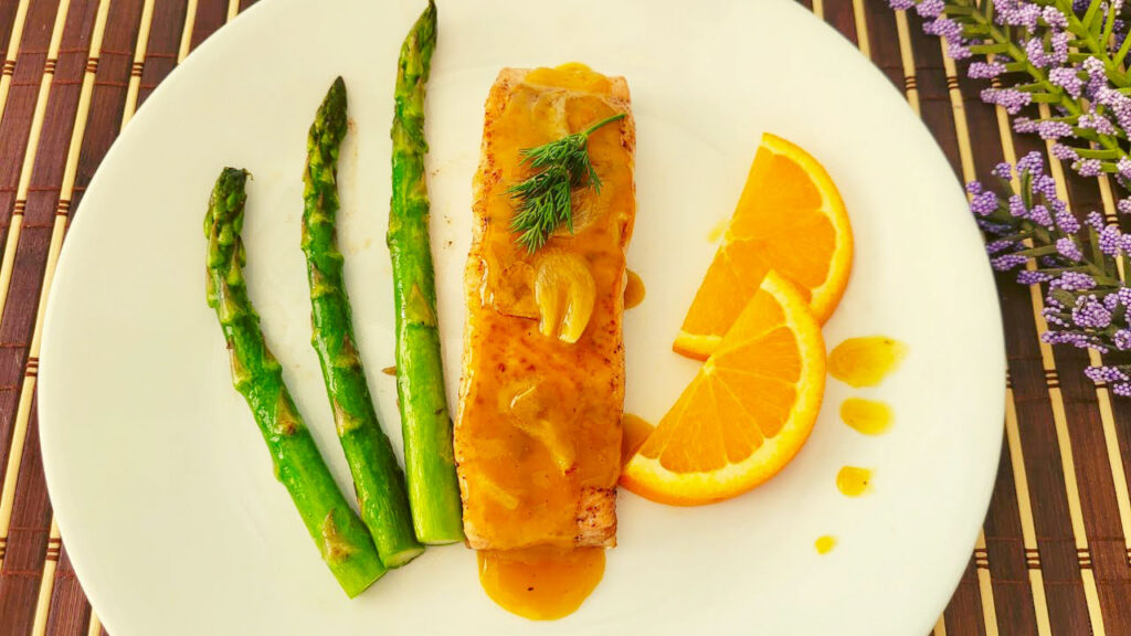 Cách làm cá hồi sốt cam măng tây cực chuẩn