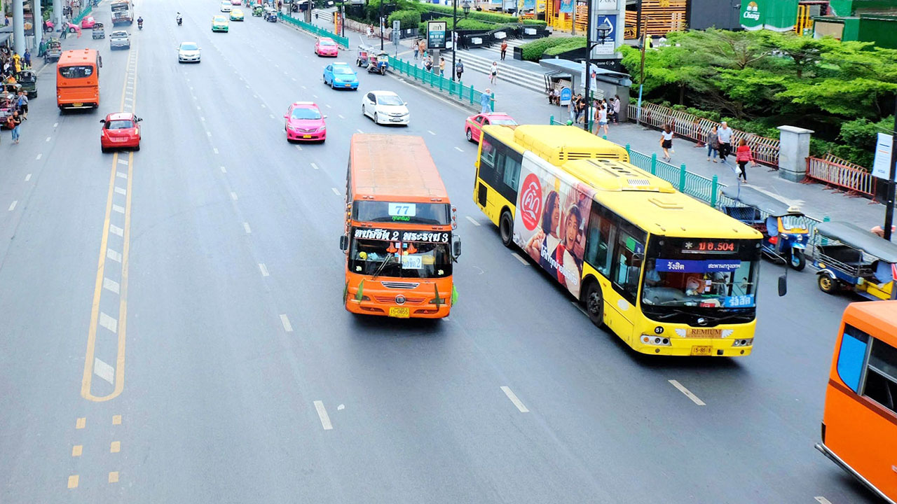 Xe buýt tại Thái Lan